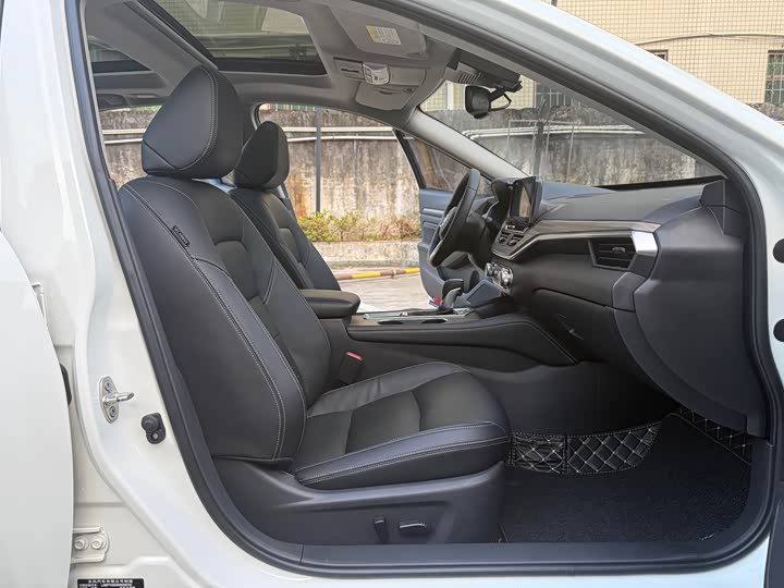 Фото 16 - Nissan Teana