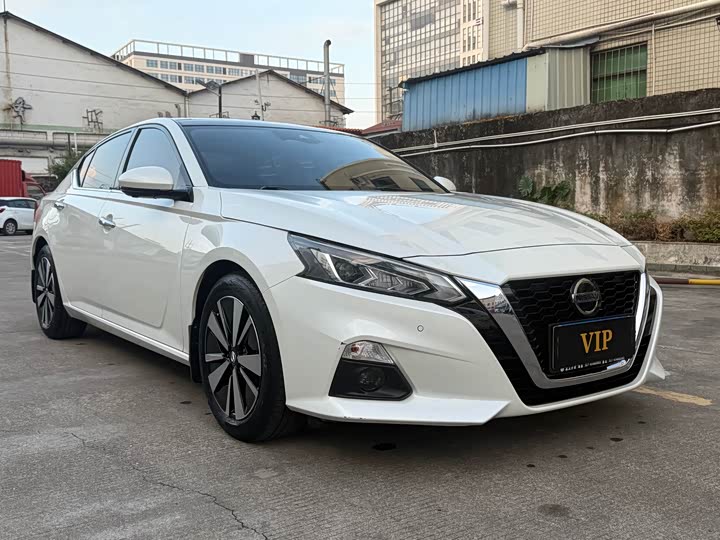 Фото 3 - Nissan Teana