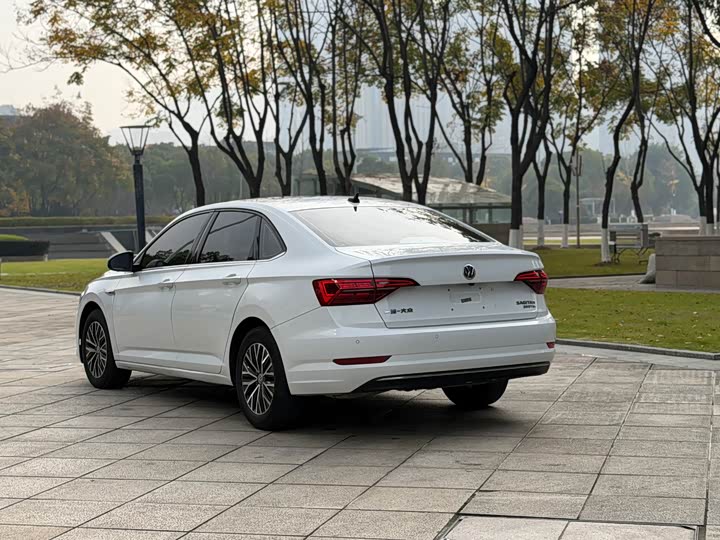 Фото 5 - Volkswagen Sagitar L