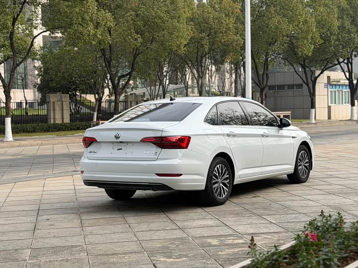 Фото 7 - Volkswagen Sagitar L