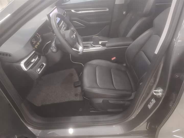 Фото 15 - Geely Emgrand