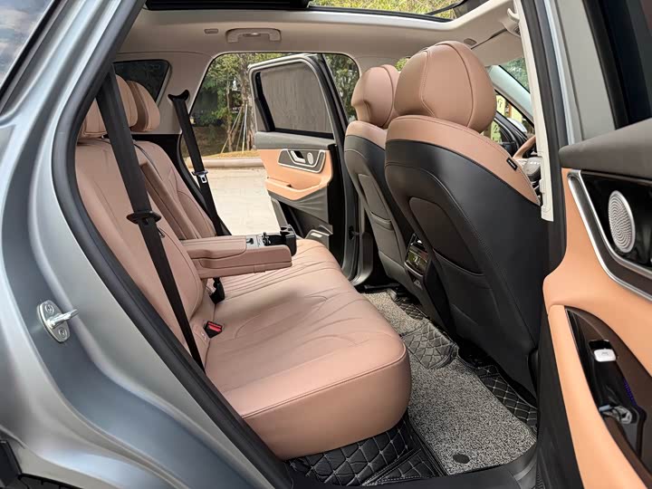 Фото 15 - Chery Tiggo 8L