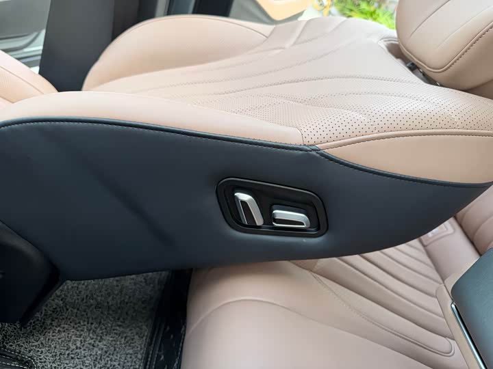 Фото 26 - Chery Tiggo 8L