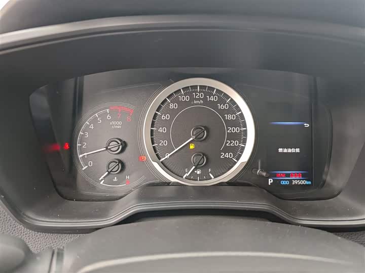 Фото 12 - Toyota Corolla