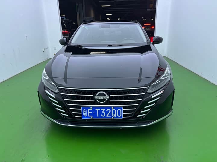 Фото 2 - Nissan Teana