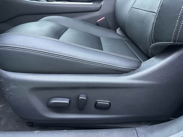 Фото 9 - Nissan Teana