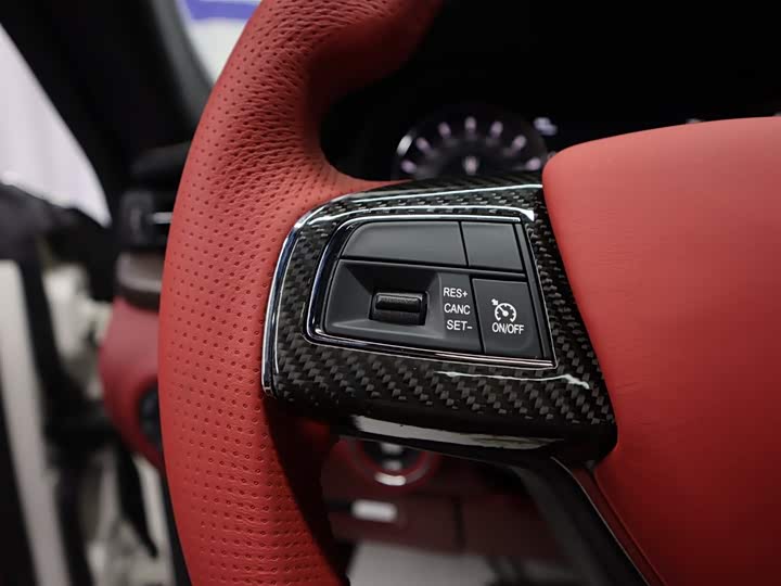 Фото 23 - Maserati Quattroporte