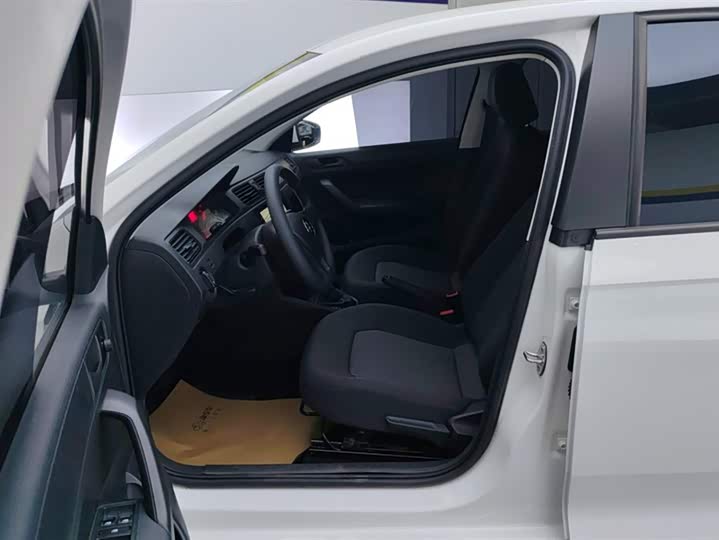 Фото 9 - Volkswagen Santana