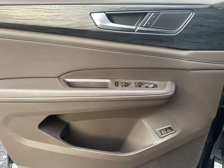 Фото 11 - Volkswagen Viloran