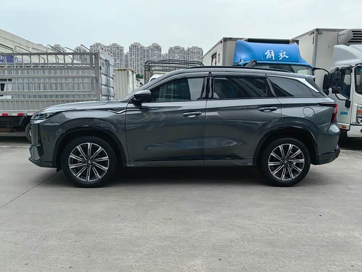 Фото 4 - Changan CS75 Plus