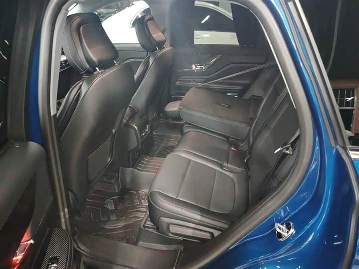 Фото 17 - Lincoln Corsair