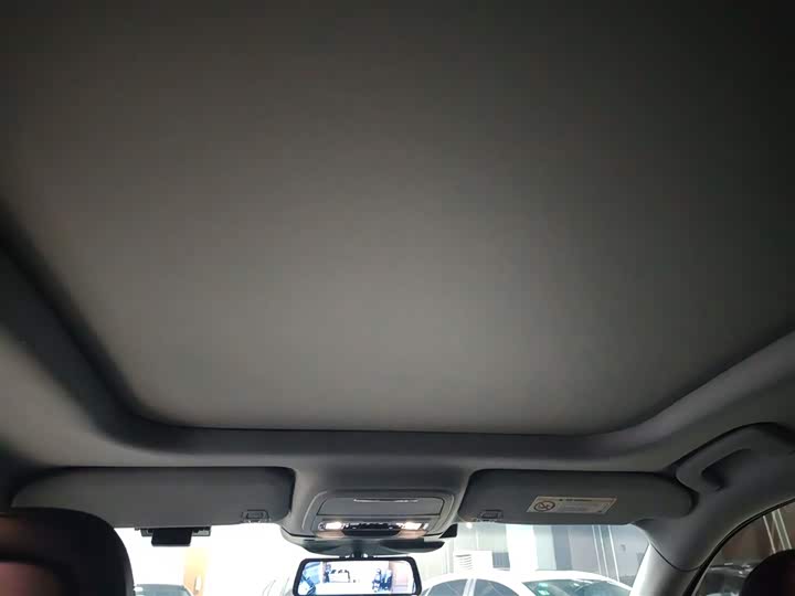 Фото 18 - Lincoln Corsair