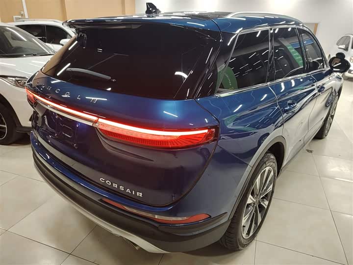 Фото 7 - Lincoln Corsair