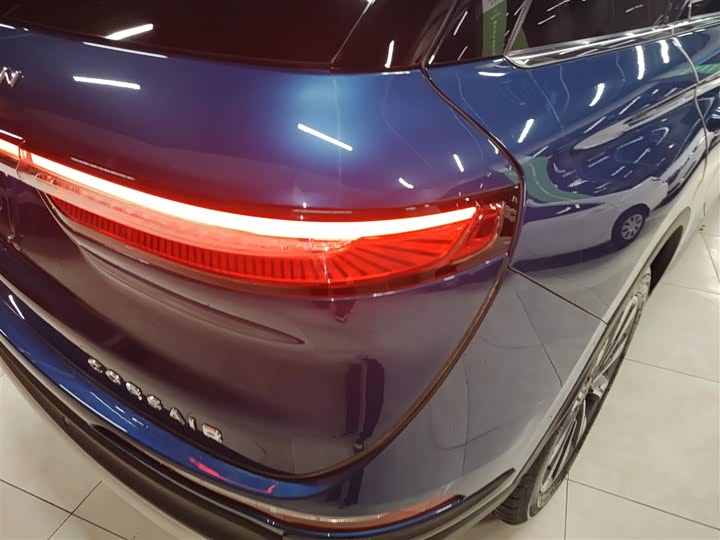 Фото 8 - Lincoln Corsair