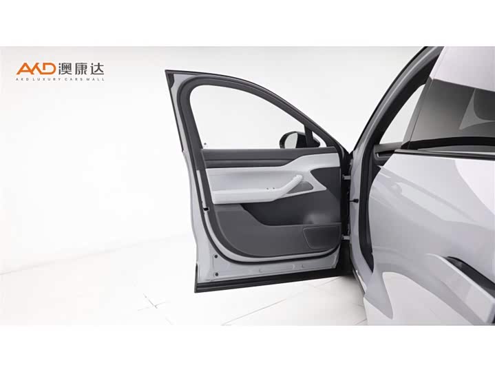 Фото 11 - Nio ES8