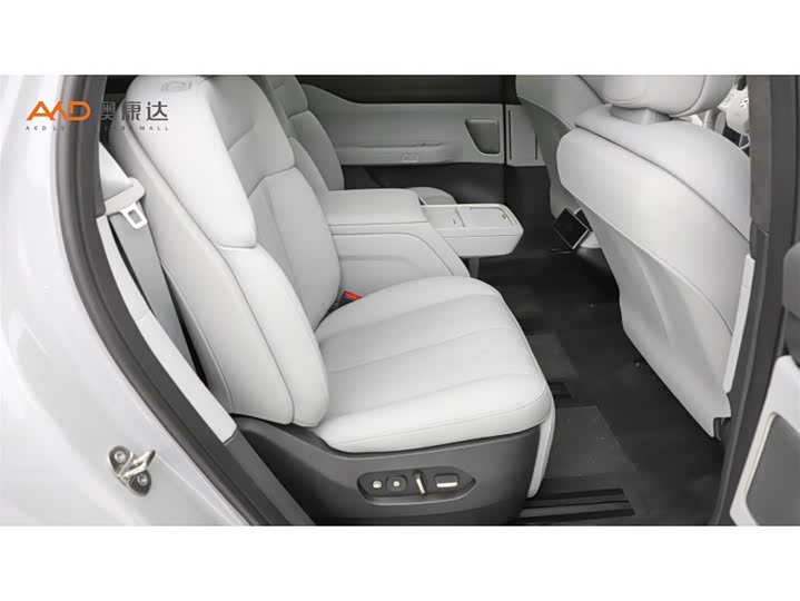 Фото 8 - Nio ES8