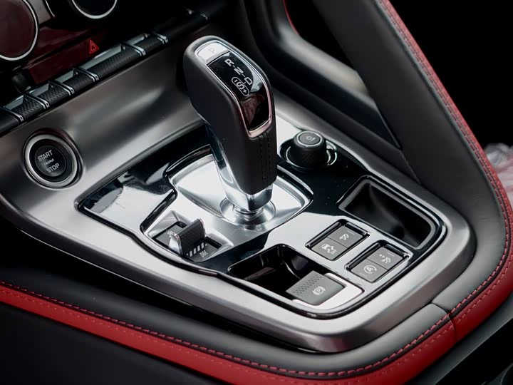 Фото 13 - Jaguar F-Type