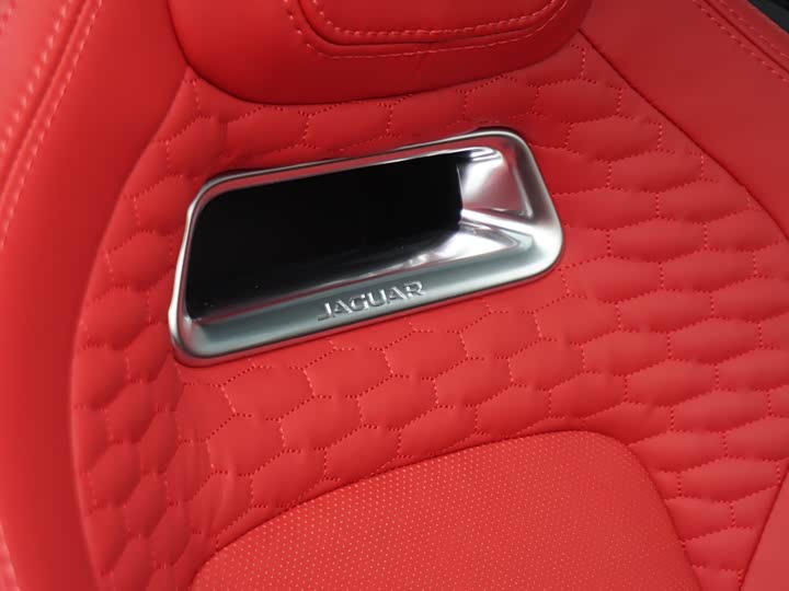 Фото 18 - Jaguar F-Type