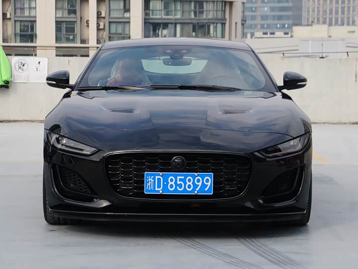 Фото 2 - Jaguar F-Type