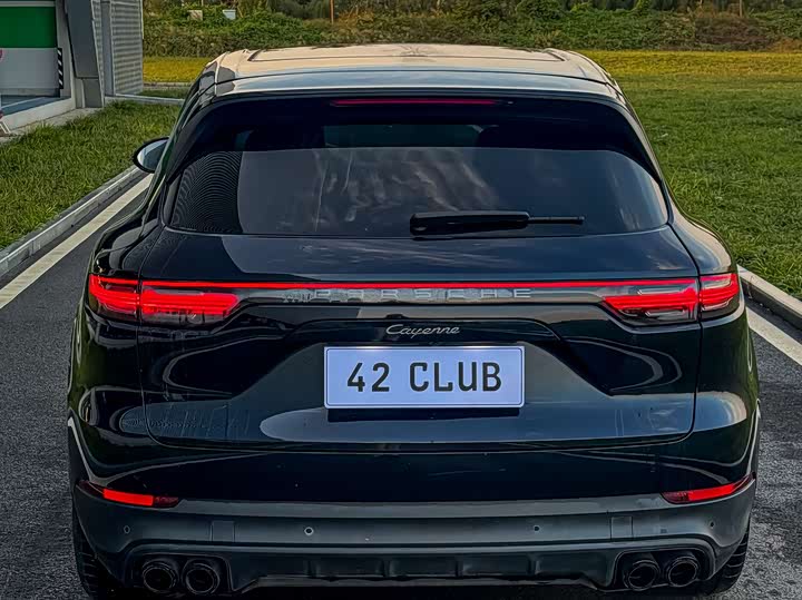 Фото 4 - Porsche Cayenne