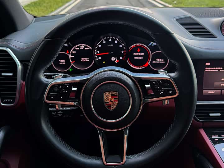 Фото 5 - Porsche Cayenne