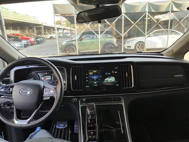 Фото 10 - GAC Trumpchi M8