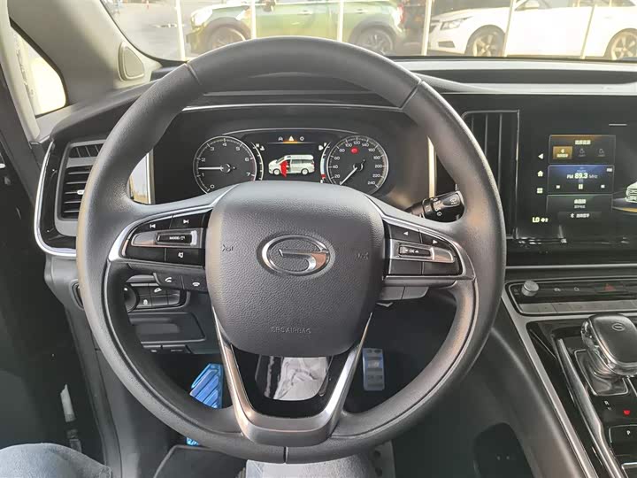 Фото 11 - GAC Trumpchi M8