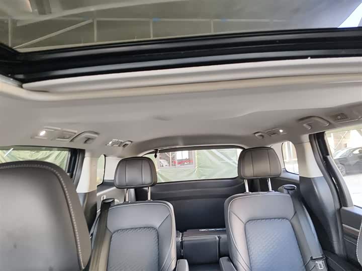 Фото 18 - GAC Trumpchi M8