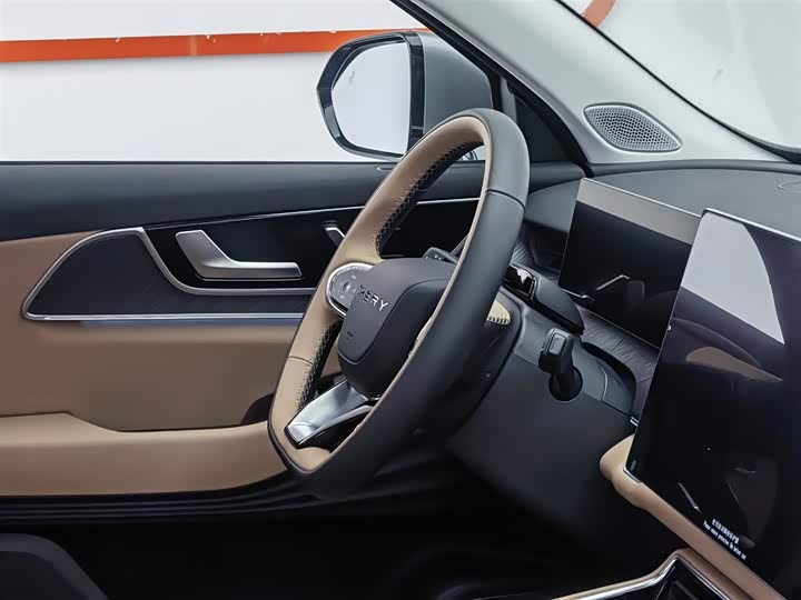 Фото 22 - Chery Tiggo 8L