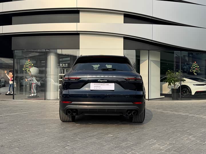 Фото 7 - Porsche Cayenne Hybrid