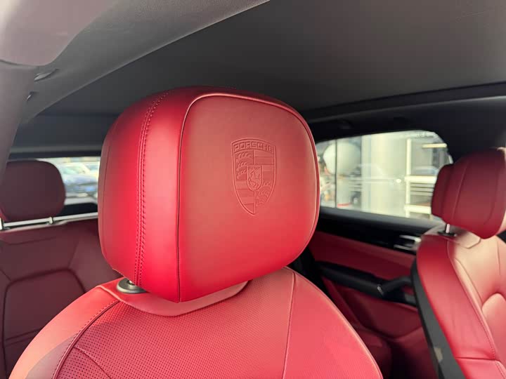 Фото 9 - Porsche Cayenne Hybrid