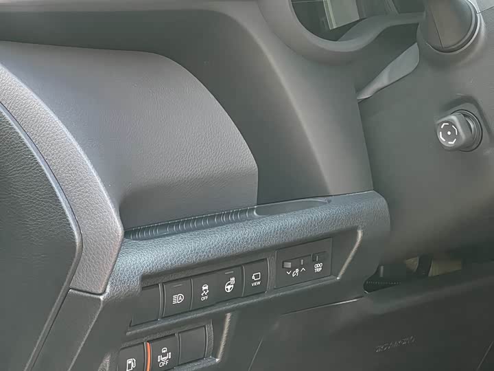 Фото 6 - Toyota Sienna