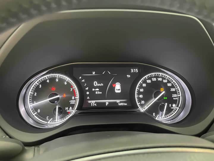 Фото 13 - Toyota Harrier