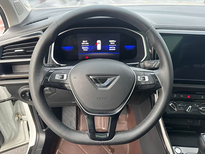 Фото 14 - Jetta VS7