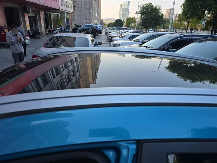 Фото 27 - Geely Emgrand GS