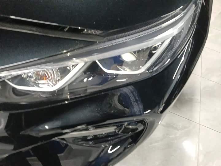 Фото 24 - Toyota Wildlander