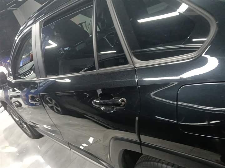 Фото 5 - Toyota Wildlander