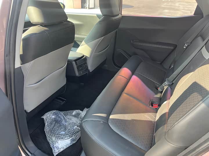 Фото 4 - Toyota bZ3