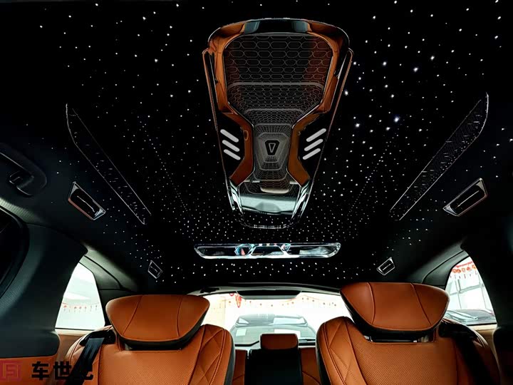 Фото 12 - Toyota Granvia