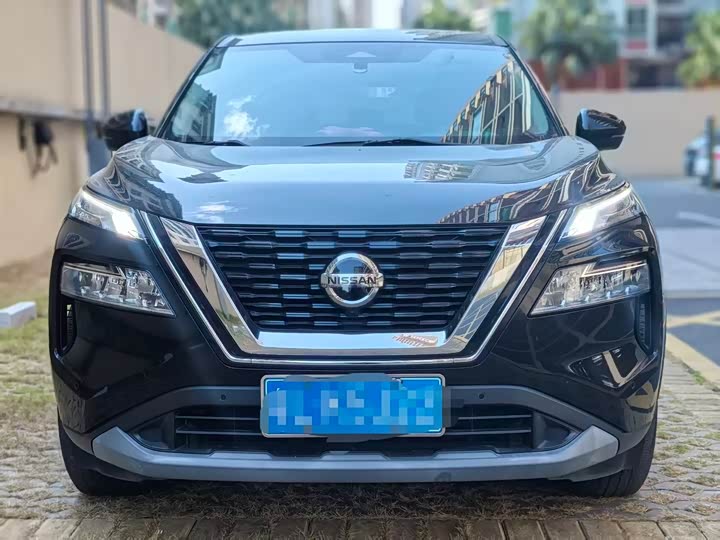 Фото 2 - Nissan X-Trail