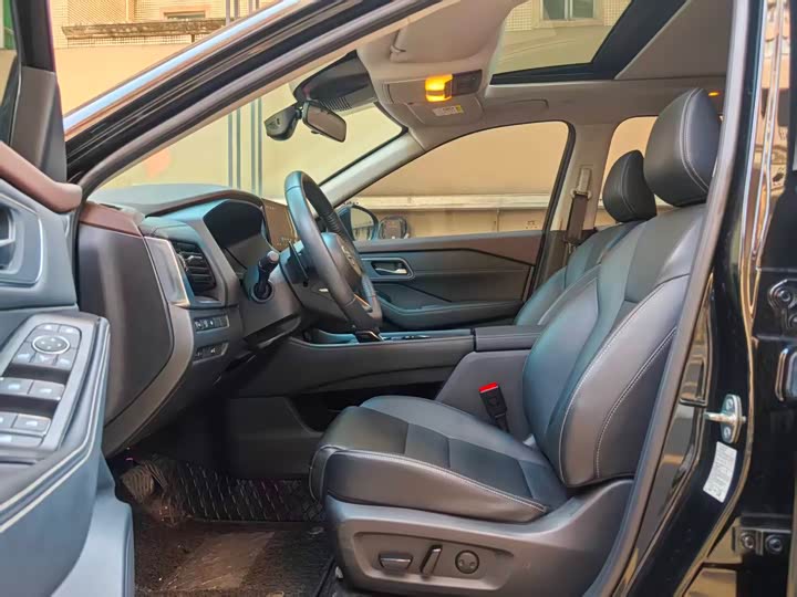 Фото 4 - Nissan X-Trail