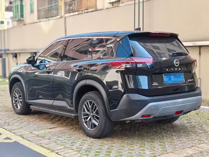 Фото 6 - Nissan X-Trail