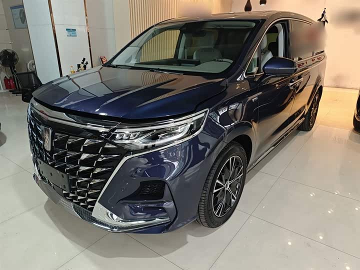 Фото 1 - Roewe iMax 8