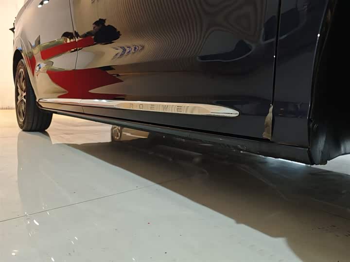 Фото 21 - Roewe iMax 8