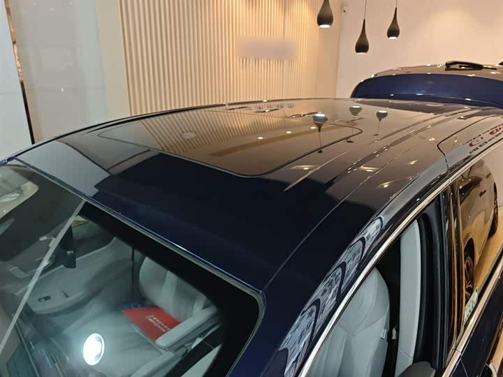 Фото 27 - Roewe iMax 8