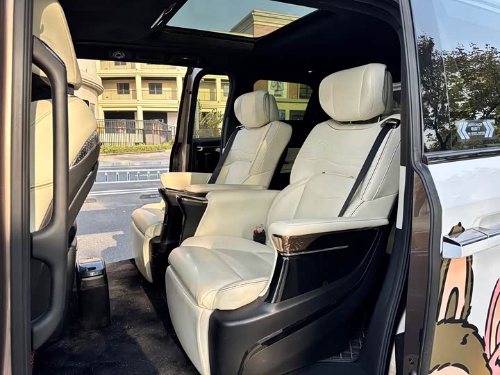 Фото 10 - GAC Trumpchi M8