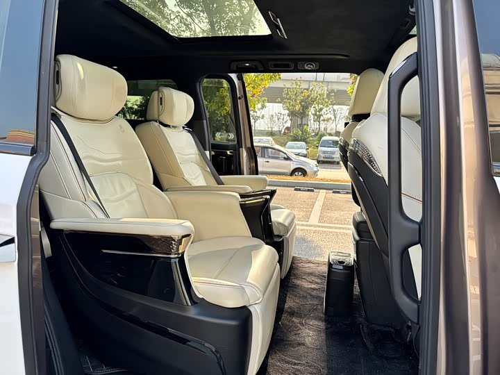 Фото 12 - GAC Trumpchi M8