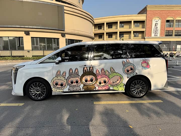 Фото 4 - GAC Trumpchi M8