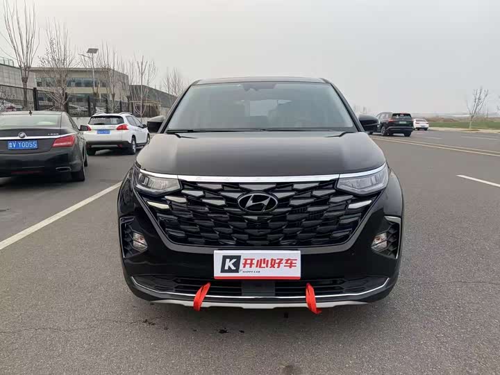 Фото 2 - Hyundai Custo