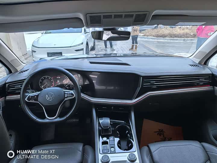 Фото 5 - Volkswagen Touareg